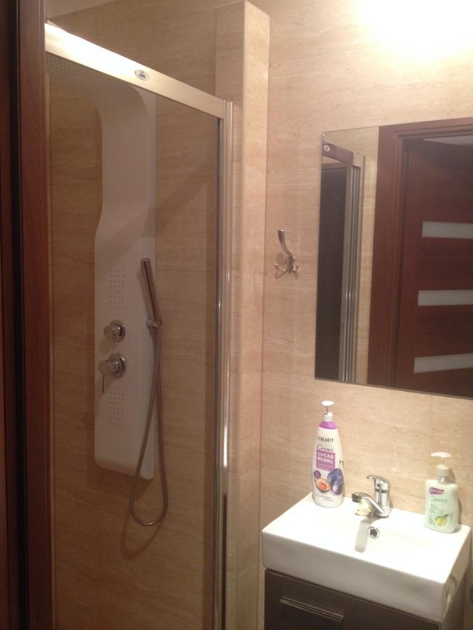 Hotel Mis Bochnia Bagian luar foto