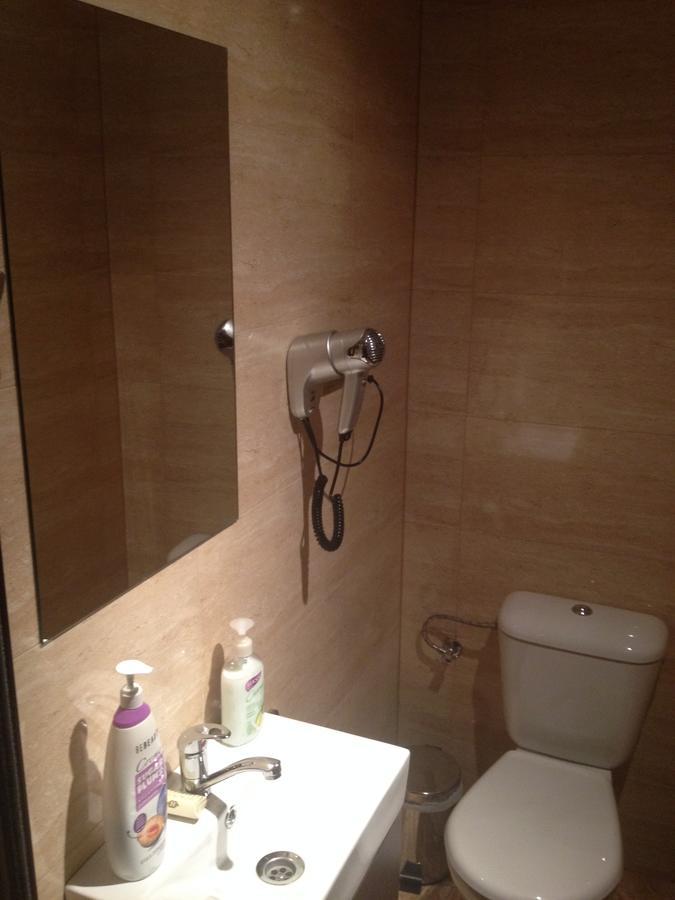 Hotel Mis Bochnia Bagian luar foto